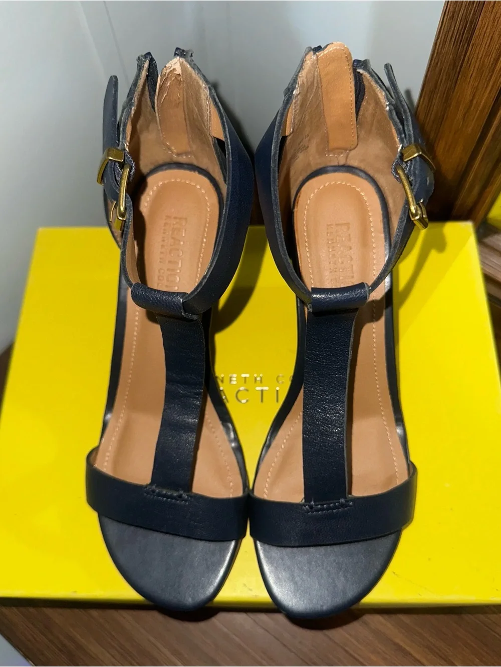 Kenneth Cole reaction kenneth
